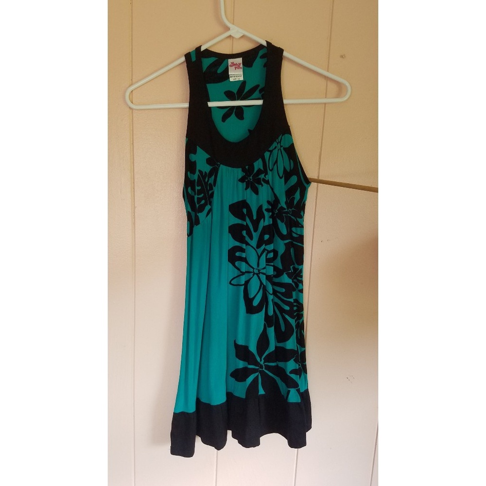 Girls dress